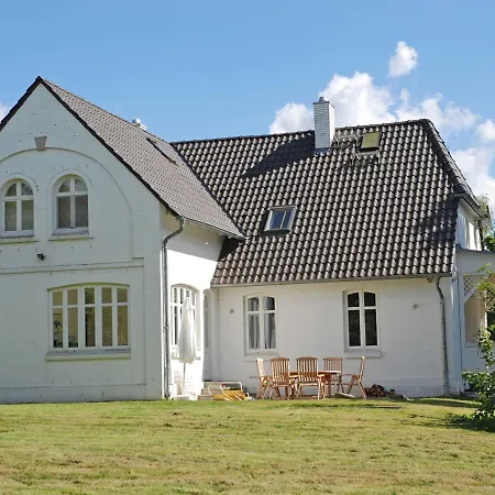 Gutshaus Casa de Férias Glowitz